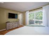 3008 Chastain Ave - Photo 18