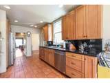 1002 11TH St - Photo 17