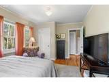 1002 11TH St - Photo 23