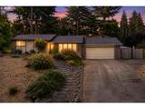 1020 Windemere Dr - Photo 1