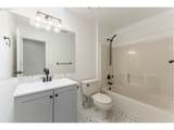 15455 Gleneden Dr - Photo 27