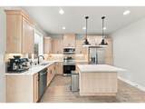 665 9TH St - Photo 14