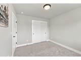 665 9TH St - Photo 34