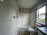 19189 Yamhill St - Photo 37