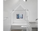 1020 E Ave - Photo 25