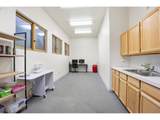 29885 Riverview Dr - Photo 25