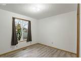 325 12TH Ave - Photo 18