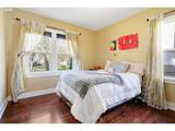 1160 Columbia St - Photo 19