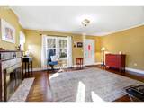 1160 Columbia St - Photo 7