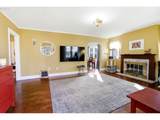 1160 Columbia St - Photo 8