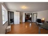 1203 Oak St - Photo 7
