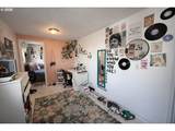 1203 Oak St - Photo 9