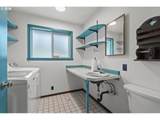 327 36TH St - Photo 33