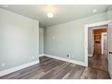 110 5TH St - Photo 16