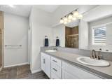 258 7TH St - Photo 18