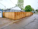 2453 Simpson St - Photo 32