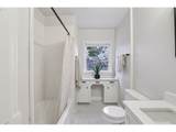 2515 Baldwin St - Photo 17