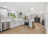 987 Travis Ave - Photo 12