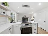 987 Travis Ave - Photo 15