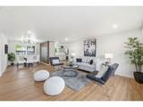987 Travis Ave - Photo 8
