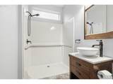 15920 Bridle Hills Dr - Photo 36