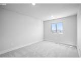 7773 Eleanor Ave - Photo 10