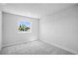 7773 Eleanor Ave - Photo 9