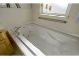 179 Laurel St - Photo 27