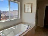 1457 Millican Creek St - Photo 14