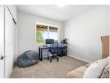 1372 Overview St - Photo 30