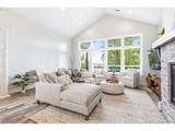 1372 Overview St - Photo 7