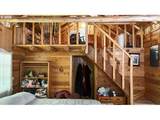 2128 Starveout Creek Rd - Photo 9