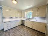 425 Umpqua St - Photo 10