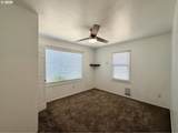 425 Umpqua St - Photo 12