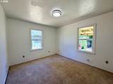 425 Umpqua St - Photo 16