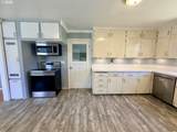 425 Umpqua St - Photo 8