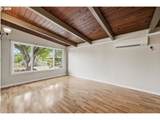 1430 Barton St - Photo 3