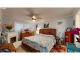 1303 Moore St - Photo 20