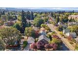 615 29TH St - Photo 46