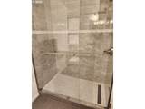 1040 Bay St - Photo 25