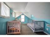 860 Marks Dr - Photo 14