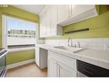 711 Randall Ave - Photo 11