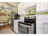 711 Randall Ave - Photo 12