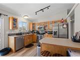 607 Autumn Ave - Photo 11