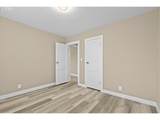 2210 Maple St - Photo 10