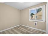 2210 Maple St - Photo 13