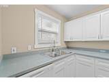 2210 Maple St - Photo 14