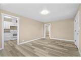 2210 Maple St - Photo 7