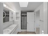 451 Simpson Ave - Photo 17
