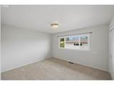 451 Simpson Ave - Photo 24